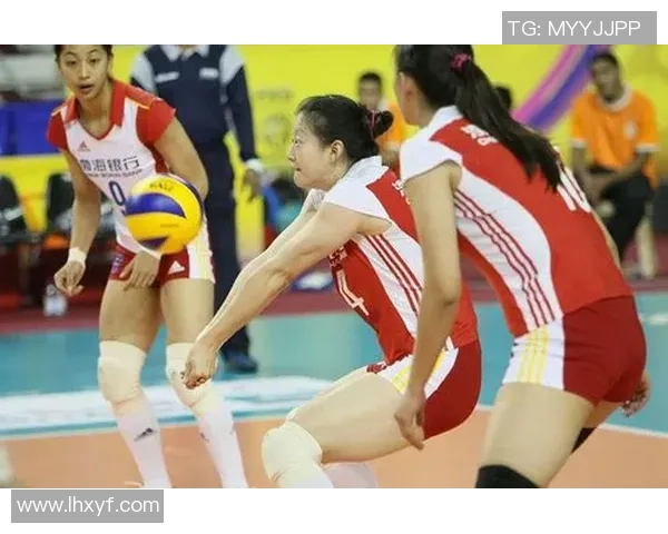 南京排球队在世界锦标赛积分榜上以86分稳居第一名展现强劲实力