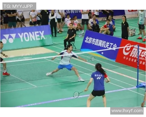 对话李伟：回顾羽毛球生涯的辉煌与挑战与未来展望